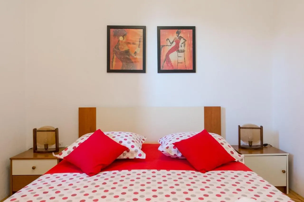 Vesna&Ivan Trogir Apartmán